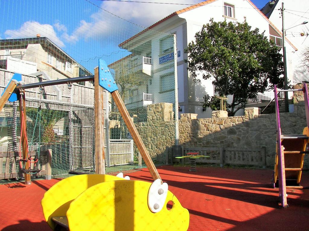 Hostal Santa Marta Playa Байона Экстерьер фото